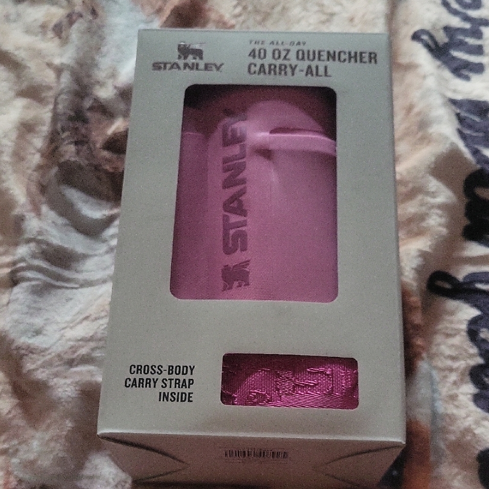 Stanley Boxed 40 Oz Carry All Crossberry Pink Boxed For Tumbler